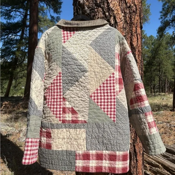 Quilted Women's Patchwork Utility Jacket - Picture 4 of 12